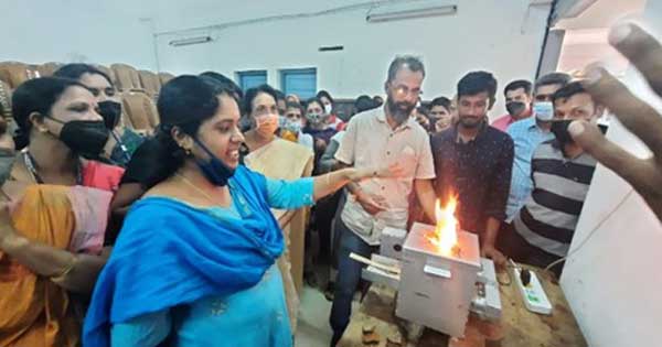 Stove demonstration at Govt. College of Engineering Kannur, Kerala showcasing various models and technologies.