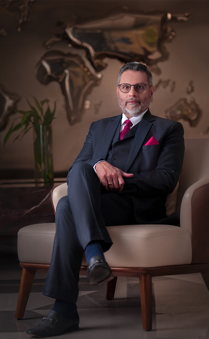 Dr. Chenraj Roychand – Chancellor